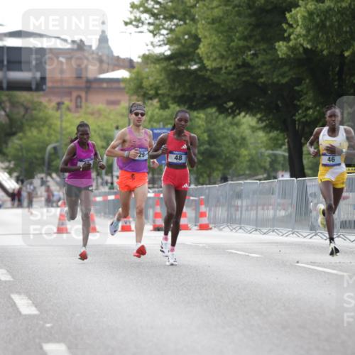 29.06.2025 - hella hamburg halbmarathon Jannik Wohlers http://msf.ph/oto/8153351 29.06.2025 09:34:36 Lombardsbrücke  meine-sportfotos.de
