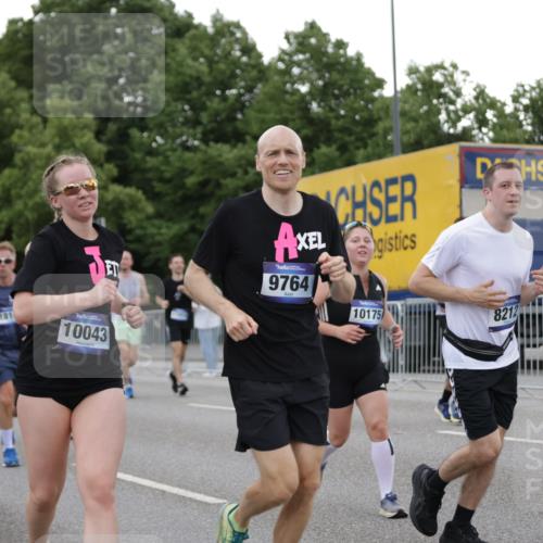 29.06.2025 - hella hamburg halbmarathon Jannik Wohlers http://msf.ph/oto/8153357 29.06.2025 10:53:00 Lombardsbrücke 1340, 1709, 1900, 1906, 1984, 2065, 2409, 3226, 4195, 4595, 5428, 5562, 5815, 6041, 6044, 7068, 7483, 7611, 7876, 8189, 8212, 8414, 8515, 8906, 9456, 9685, 9764, 9785, 10043, 10175, 10490, 11489, 11914, 12068, 12082, 12193, 12219, 12280, 12700, 13011, 13072, 13326, 13351, 14038, 14065, 14419, 14761, 15498, 16979, 17012, 17236, 17577, 17600, 18057, 18079, 18144, 18311, 18523, 18532, 18593 meine-sportfotos.de