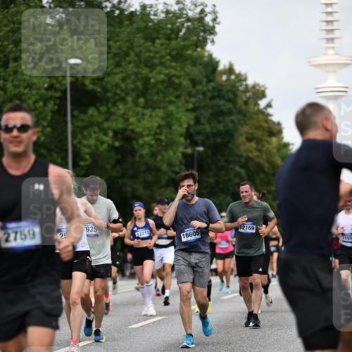 29.06.2025 - hella hamburg halbmarathon Dr. Thomas Lammeyer http://msf.ph/oto/8153393 29.06.2025 10:07:40 Kennedybrücke 1114, 1482, 1885, 2594, 2759, 2782, 3001, 3572, 4307, 4511, 4587, 5384, 5396, 5464, 5613, 6217, 6391, 6453, 7006, 7210, 7211, 7277, 7278, 7279, 7290, 7306, 7935, 8614, 9453, 9554, 10389, 10824, 11402 meine-sportfotos.de