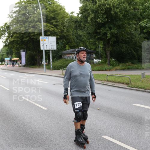 29.06.2025 - hella hamburg halbmarathon Yannick Fuchs http://msf.ph/oto/8153395 29.06.2025 10:03:24 20KM  meine-sportfotos.de