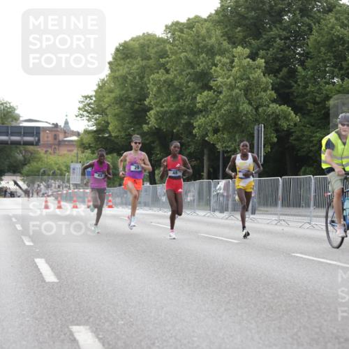 29.06.2025 - hella hamburg halbmarathon Jannik Wohlers http://msf.ph/oto/8153427 29.06.2025 09:34:38 Lombardsbrücke 29, 43, 46, 48 meine-sportfotos.de