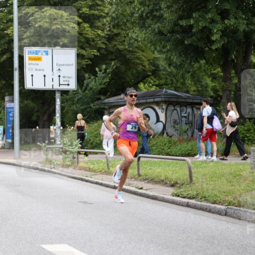 29.06.2025 - hella hamburg halbmarathon Yannick Fuchs http://msf.ph/oto/8153455 29.06.2025 10:05:16 20KM 29 meine-sportfotos.de