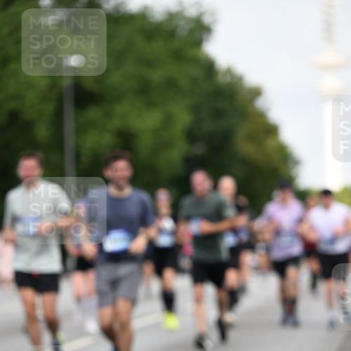29.06.2025 - hella hamburg halbmarathon Dr. Thomas Lammeyer http://msf.ph/oto/8153485 29.06.2025 10:07:42 Kennedybrücke 1114, 1885, 2594, 2683, 2759, 2782, 3001, 3572, 4307, 4511, 4587, 5384, 5396, 5464, 5613, 6217, 6391, 6453, 7006, 7210, 7211, 7277, 7278, 7279, 7290, 7306, 7935, 8469, 8614, 9453, 9554, 10389, 10824, 11402 meine-sportfotos.de