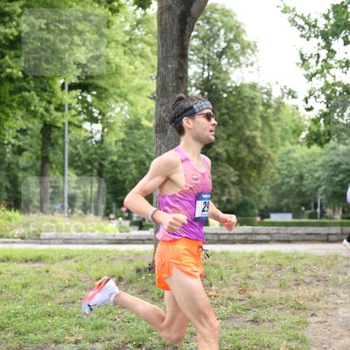 29.06.2025 - hella hamburg halbmarathon Yannick Fuchs http://msf.ph/oto/8153490 29.06.2025 10:05:17 20KM 29 meine-sportfotos.de