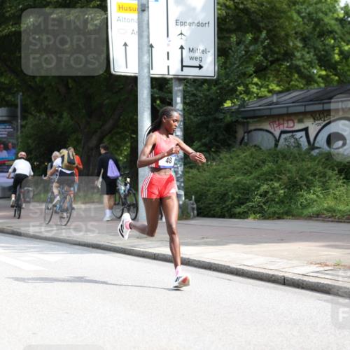 29.06.2025 - hella hamburg halbmarathon Yannick Fuchs http://msf.ph/oto/8153509 29.06.2025 10:06:08 20KM 48 meine-sportfotos.de