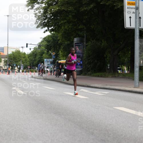 29.06.2025 - hella hamburg halbmarathon Yannick Fuchs http://msf.ph/oto/8153548 29.06.2025 10:06:35 20KM 43 meine-sportfotos.de