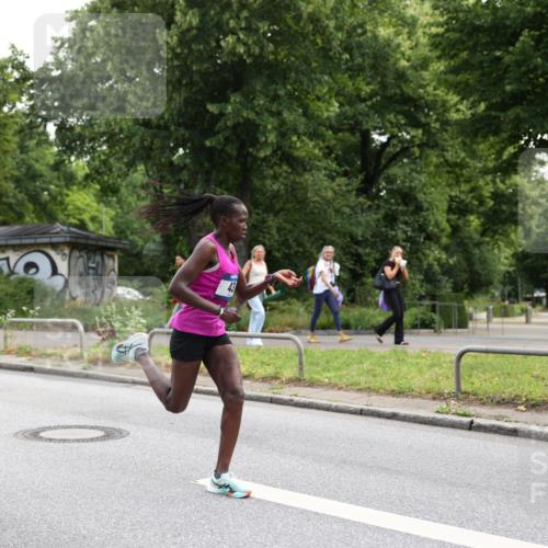29.06.2025 - hella hamburg halbmarathon Yannick Fuchs http://msf.ph/oto/8153582 29.06.2025 10:06:37 20KM 43 meine-sportfotos.de