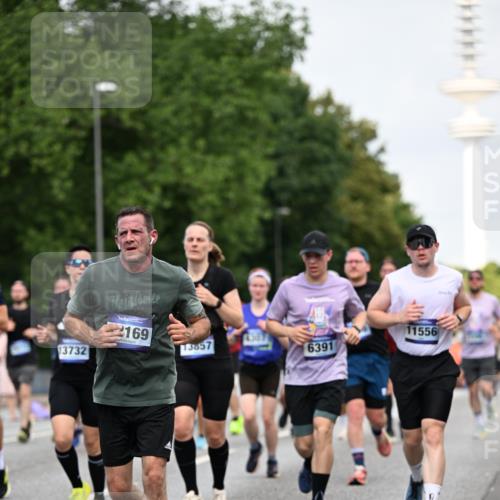 29.06.2025 - hella hamburg halbmarathon Dr. Thomas Lammeyer http://msf.ph/oto/8153606 29.06.2025 10:07:44 Kennedybrücke 1114, 1885, 2594, 2683, 2759, 3001, 4307, 4511, 4587, 5384, 5396, 5464, 5613, 6217, 6391, 6453, 7006, 7277, 7278, 7279, 7306, 7935, 8469, 8614, 9453, 9554, 10389, 11402 meine-sportfotos.de