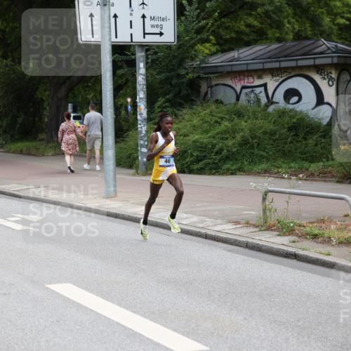 29.06.2025 - hella hamburg halbmarathon Yannick Fuchs http://msf.ph/oto/8153609 29.06.2025 10:07:05 20KM 46, 17888 meine-sportfotos.de