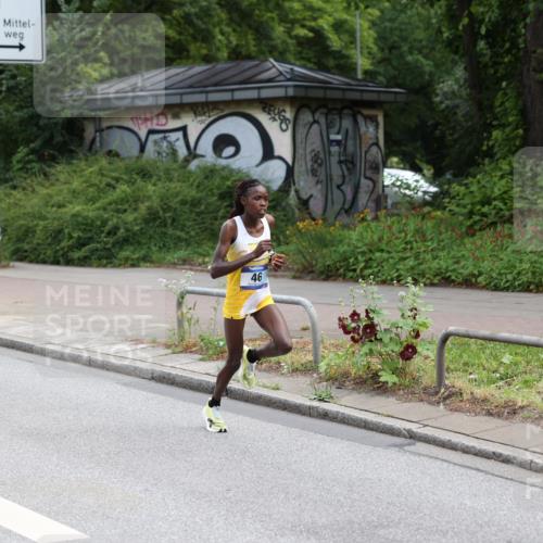 29.06.2025 - hella hamburg halbmarathon Yannick Fuchs http://msf.ph/oto/8153615 29.06.2025 10:07:06 20KM 46, 17888 meine-sportfotos.de