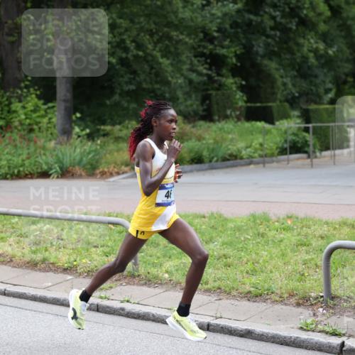 29.06.2025 - hella hamburg halbmarathon Yannick Fuchs http://msf.ph/oto/8153624 29.06.2025 10:07:07 20KM 46, 17888 meine-sportfotos.de