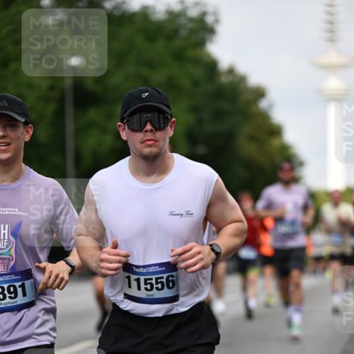 29.06.2025 - hella hamburg halbmarathon Dr. Thomas Lammeyer http://msf.ph/oto/8153711 29.06.2025 10:07:47 Kennedybrücke 1114, 1885, 2594, 2683, 2759, 3001, 4095, 4307, 4511, 4587, 5384, 5396, 5464, 5613, 6217, 6391, 6453, 7006, 7277, 7278, 7279, 7306, 7935, 8469, 8484, 8614, 9453, 10389, 11402 meine-sportfotos.de