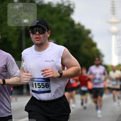 29.06.2025 - hella hamburg halbmarathon Dr. Thomas Lammeyer http://msf.ph/oto/8153717 29.06.2025 10:07:48 Kennedybrücke 1885, 2594, 2683, 2759, 3001, 4095, 4307, 4511, 4587, 5384, 5396, 5464, 5613, 6217, 6391, 6453, 7006, 7277, 7278, 7279, 7306, 7935, 8469, 8484, 8614, 9453, 9899, 10389, 11402 meine-sportfotos.de