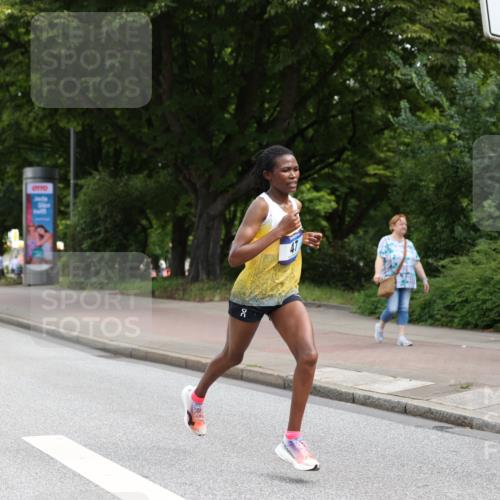 29.06.2025 - hella hamburg halbmarathon Yannick Fuchs http://msf.ph/oto/8153733 29.06.2025 10:08:04 20KM 36, 39, 47 meine-sportfotos.de