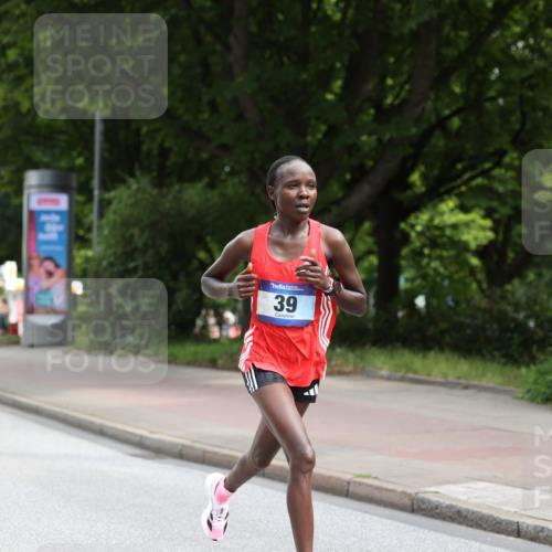 29.06.2025 - hella hamburg halbmarathon Yannick Fuchs http://msf.ph/oto/8153750 29.06.2025 10:08:07 20KM 28, 36, 39, 47 meine-sportfotos.de