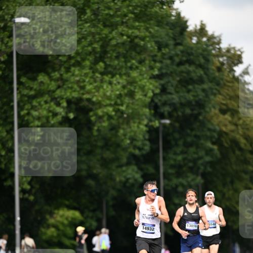 29.06.2025 - hella hamburg halbmarathon Dr. Thomas Lammeyer http://msf.ph/oto/8153762 29.06.2025 09:42:21 Kennedybrücke 4524, 6699, 11342 meine-sportfotos.de