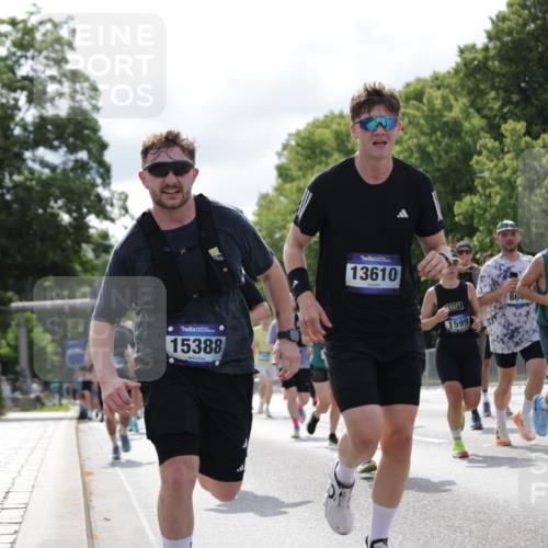 29.06.2025 - hella hamburg halbmarathon Jannik Wohlers http://msf.ph/oto/8153788 29.06.2025 10:15:56 Lombardsbrücke 1212, 1244, 1599, 2803, 2835, 3030, 3134, 3648, 4583, 4637, 5294, 6024, 7753, 8274, 8597, 8645, 8847, 9601, 9628, 9802, 9810, 9881, 10107, 10139, 10141, 10183, 10292, 10844, 10990, 11344, 11345, 11752, 12572, 13215, 13220, 13610, 13727, 15332, 15388, 15487, 15724, 16199, 16456, 16607, 16921, 17422, 17592, 17694, 17806, 17854, 17942, 18735 meine-sportfotos.de