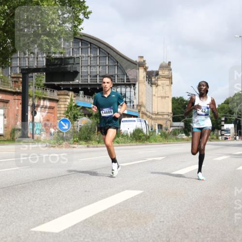 29.06.2025 - hella hamburg halbmarathon Yannick Fuchs http://msf.ph/oto/8153809 29.06.2025 10:09:50 20KM 31, 42, 14689 meine-sportfotos.de