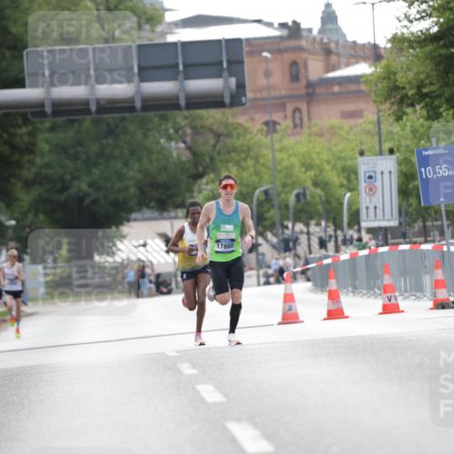 29.06.2025 - hella hamburg halbmarathon Jannik Wohlers http://msf.ph/oto/8153819 29.06.2025 09:35:08 Lombardsbrücke 36, 39 meine-sportfotos.de