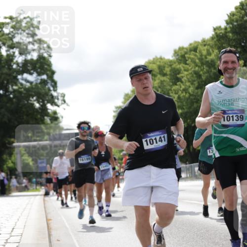 29.06.2025 - hella hamburg halbmarathon Jannik Wohlers http://msf.ph/oto/8153846 29.06.2025 10:15:58 Lombardsbrücke 1212, 1244, 1599, 2835, 3030, 3134, 3156, 3484, 3648, 4583, 4637, 5294, 6024, 7753, 8295, 8597, 8645, 8707, 8847, 9601, 9628, 9810, 9881, 10139, 10141, 10183, 10292, 10990, 11344, 11345, 11752, 12572, 13215, 13220, 13610, 13727, 13835, 14857, 15332, 15388, 15487, 16186, 16199, 16456, 16607, 16921, 17422, 17592, 17694, 17806, 17854, 17942, 18735 meine-sportfotos.de