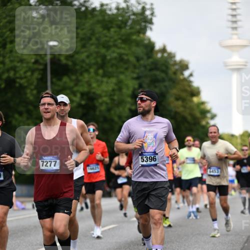 29.06.2025 - hella hamburg halbmarathon Dr. Thomas Lammeyer http://msf.ph/oto/8153865 29.06.2025 10:07:50 Kennedybrücke 1450, 1885, 2594, 2683, 2759, 4095, 4307, 4511, 4587, 5384, 5396, 5464, 5613, 6391, 6453, 7006, 7277, 7278, 7279, 7306, 7935, 8422, 8423, 8469, 8484, 9453, 9899, 10389, 11402 meine-sportfotos.de