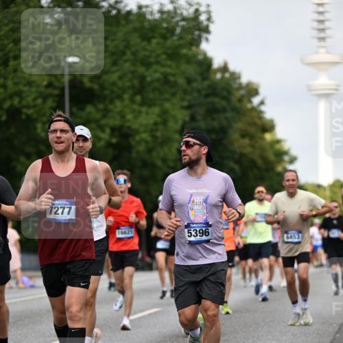 29.06.2025 - hella hamburg halbmarathon Dr. Thomas Lammeyer http://msf.ph/oto/8153871 29.06.2025 10:07:50 Kennedybrücke 1450, 1885, 2594, 2683, 2759, 4095, 4307, 4511, 4587, 5384, 5396, 5464, 5613, 6391, 6453, 7006, 7277, 7278, 7279, 7306, 7935, 8422, 8423, 8469, 8484, 9453, 9899, 10389, 11402 meine-sportfotos.de