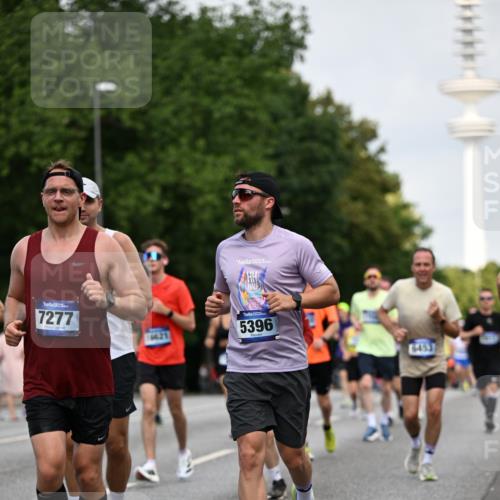 29.06.2025 - hella hamburg halbmarathon Dr. Thomas Lammeyer http://msf.ph/oto/8153881 29.06.2025 10:07:50 Kennedybrücke 1450, 1885, 2594, 2683, 2759, 4095, 4307, 4511, 4587, 5384, 5396, 5464, 5613, 6391, 6453, 7006, 7277, 7278, 7279, 7306, 7935, 8422, 8423, 8469, 8484, 9453, 9899, 10389, 11402 meine-sportfotos.de