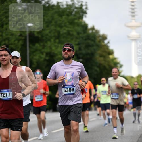 29.06.2025 - hella hamburg halbmarathon Dr. Thomas Lammeyer http://msf.ph/oto/8153888 29.06.2025 10:07:50 Kennedybrücke 1450, 1885, 2594, 2683, 2759, 4095, 4307, 4511, 4587, 5384, 5396, 5464, 5613, 6391, 6453, 7006, 7277, 7278, 7279, 7306, 7935, 8422, 8423, 8469, 8484, 9453, 9899, 10389, 11402 meine-sportfotos.de