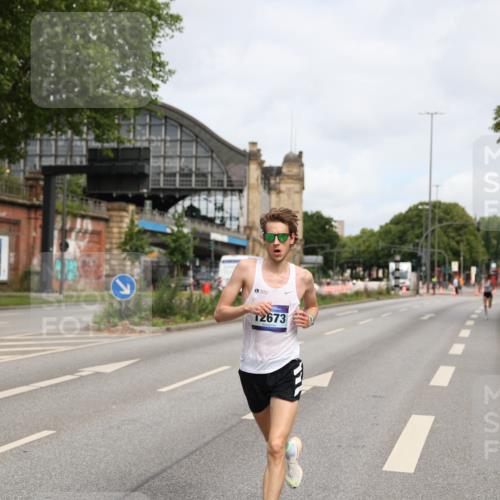 29.06.2025 - hella hamburg halbmarathon Yannick Fuchs http://msf.ph/oto/8153931 29.06.2025 10:11:23 20KM 45, 12673 meine-sportfotos.de