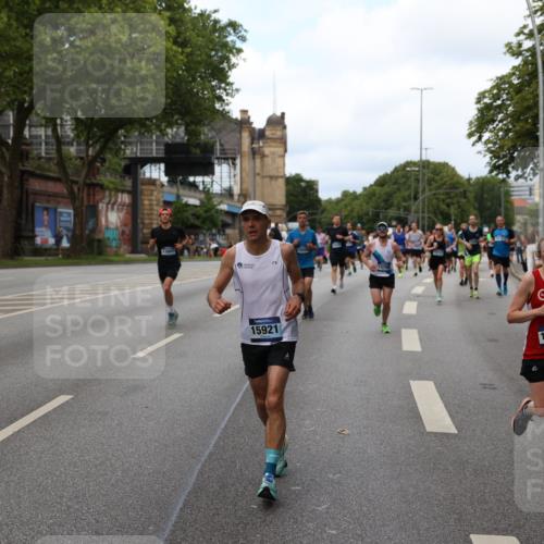 29.06.2025 - hella hamburg halbmarathon Yannick Fuchs http://msf.ph/oto/8153951 29.06.2025 10:37:49 20KM 3109, 3116, 3124, 3697, 3928, 4080, 4318, 6495, 7026, 7185, 7508, 7635, 8664, 9114, 10099, 10237, 10251, 10493, 11177, 11778, 12153, 12623, 12657, 12723, 12776, 13398, 13807, 13897, 14201, 14210, 14484, 14849, 15706, 15921, 16314, 16338, 16997, 17391, 17403, 18274, 18449, 18775, 19009, 19038, 19051, 19229 meine-sportfotos.de