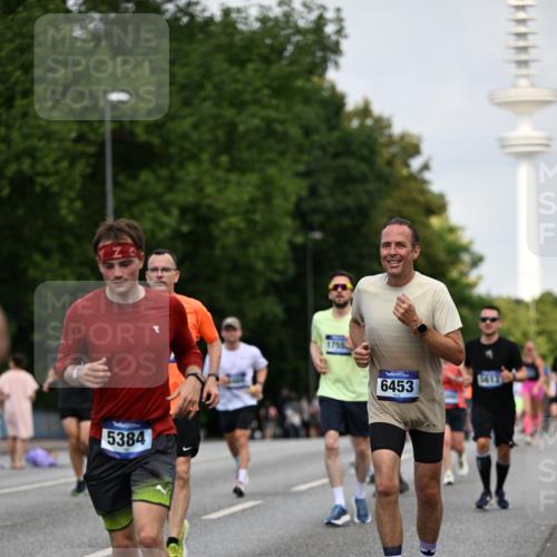 29.06.2025 - hella hamburg halbmarathon Dr. Thomas Lammeyer http://msf.ph/oto/8153962 29.06.2025 10:07:52 Kennedybrücke 1450, 1885, 2594, 2683, 2759, 4095, 4307, 4511, 4587, 5058, 5384, 5396, 5464, 5613, 6142, 6391, 6453, 7006, 7277, 7278, 7279, 7306, 7935, 8421, 8422, 8423, 8469, 8484, 9453, 9899, 10389, 11402 meine-sportfotos.de