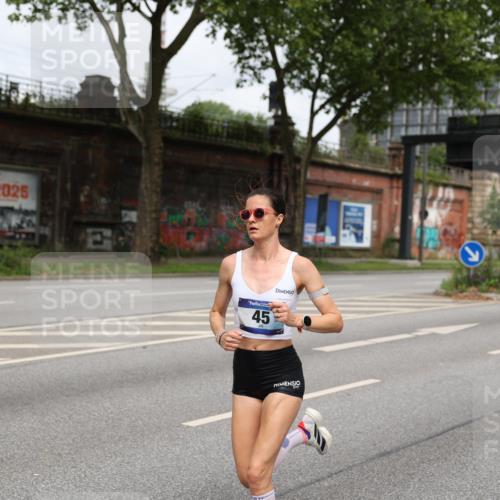 29.06.2025 - hella hamburg halbmarathon Yannick Fuchs http://msf.ph/oto/8153973 29.06.2025 10:11:30 20KM 45, 50 meine-sportfotos.de