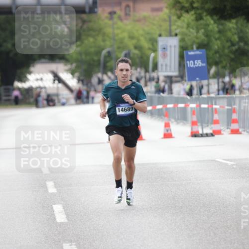 29.06.2025 - hella hamburg halbmarathon Jannik Wohlers http://msf.ph/oto/8154119 29.06.2025 09:35:28 Lombardsbrücke 28, 47, 14689, 17888 meine-sportfotos.de