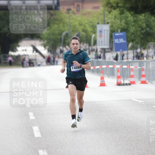 29.06.2025 - hella hamburg halbmarathon Jannik Wohlers http://msf.ph/oto/8154127 29.06.2025 09:35:28 Lombardsbrücke 28, 47, 14689, 17888 meine-sportfotos.de