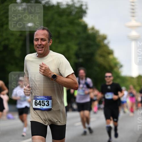 29.06.2025 - hella hamburg halbmarathon Dr. Thomas Lammeyer http://msf.ph/oto/8154130 29.06.2025 10:07:55 Kennedybrücke 1450, 2277, 2594, 2683, 4095, 4307, 4587, 5058, 5384, 5396, 5464, 5613, 6142, 6391, 6453, 7006, 7277, 7278, 7279, 7306, 7935, 8177, 8421, 8422, 8423, 8469, 8484, 9899, 10389, 11402 meine-sportfotos.de
