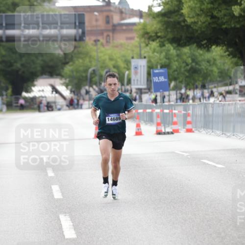 29.06.2025 - hella hamburg halbmarathon Jannik Wohlers http://msf.ph/oto/8154147 29.06.2025 09:35:28 Lombardsbrücke 28, 47, 14689, 17888 meine-sportfotos.de