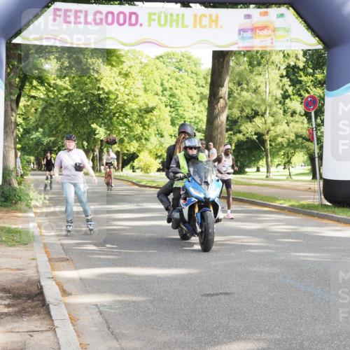 29.06.2025 - hella hamburg halbmarathon MichiJ http://msf.ph/oto/8154208 29.06.2025 09:54:08 Zwischen KM18-KM19  meine-sportfotos.de
