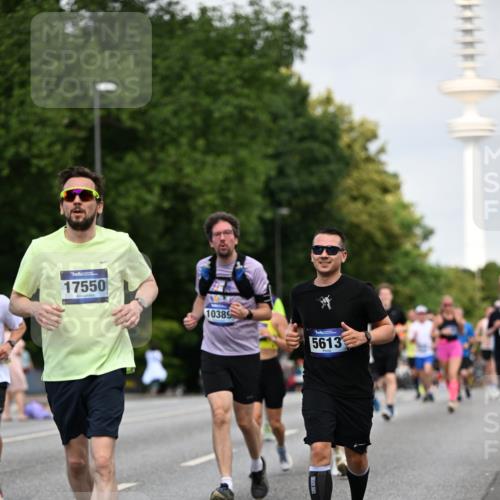 29.06.2025 - hella hamburg halbmarathon Dr. Thomas Lammeyer http://msf.ph/oto/8154221 29.06.2025 10:07:56 Kennedybrücke 1450, 2277, 2683, 4095, 4307, 4587, 5058, 5384, 5396, 5464, 5613, 6142, 6391, 6453, 7006, 7277, 7278, 7279, 7306, 8177, 8421, 8422, 8423, 8469, 8484, 9899, 10389, 11402 meine-sportfotos.de