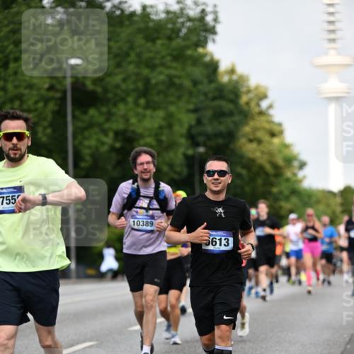 29.06.2025 - hella hamburg halbmarathon Dr. Thomas Lammeyer http://msf.ph/oto/8154251 29.06.2025 10:07:56 Kennedybrücke 1450, 2277, 2683, 4095, 4307, 4587, 5058, 5384, 5396, 5464, 5613, 6142, 6391, 6453, 7006, 7277, 7278, 7279, 7306, 8177, 8421, 8422, 8423, 8469, 8484, 9899, 10389, 11402 meine-sportfotos.de
