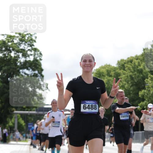 29.06.2025 - hella hamburg halbmarathon Jannik Wohlers http://msf.ph/oto/8154279 29.06.2025 10:16:10 Lombardsbrücke 1212, 1244, 1599, 1825, 2347, 2912, 3030, 3156, 3176, 3484, 3687, 4478, 5036, 5037, 6024, 6488, 7158, 7358, 7753, 8295, 8317, 8597, 8645, 8707, 8847, 8857, 9628, 9664, 9676, 9810, 10076, 10139, 10141, 10232, 10575, 11236, 11335, 11752, 12230, 12417, 12872, 12911, 13114, 13220, 13712, 13727, 13835, 13859, 14219, 14857, 16098, 16100, 16186, 16199, 16376, 16456, 16607, 16740, 16856, 17422, 17604, 17694, 17806, 17838, 17854, 17857, 17942 meine-sportfotos.de