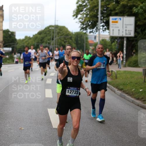 29.06.2025 - hella hamburg halbmarathon Yannick Fuchs http://msf.ph/oto/8154280 29.06.2025 10:37:53 20KM 3109, 3116, 3124, 3146, 3437, 3697, 3928, 4080, 4318, 5506, 6495, 7026, 7185, 7451, 7508, 7635, 8664, 9114, 10099, 10237, 10493, 11778, 12153, 12623, 12657, 12723, 12776, 13348, 13398, 13897, 14201, 14210, 14484, 14690, 14849, 15383, 15706, 15932, 16105, 16314, 16338, 16648, 16997, 17391, 17403, 18449, 18775, 19009, 19038, 19051, 19090, 19229 meine-sportfotos.de