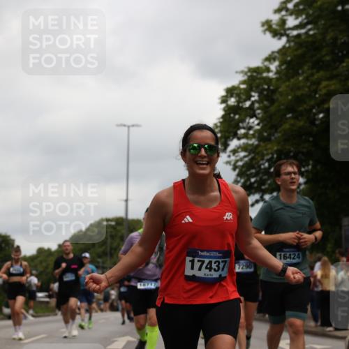 29.06.2025 - hella hamburg halbmarathon Yannick Fuchs http://msf.ph/oto/8154346 29.06.2025 10:57:50 20KM 1254, 1316, 1334, 1464, 2685, 4328, 5305, 5384, 7290, 8561, 9191, 10705, 10766, 11149, 11527, 11657, 11771, 12315, 12316, 12662, 13171, 13542, 13841, 14135, 14493, 15093, 15532, 15897, 16424, 16426, 16639, 16995, 17061, 17071, 17112, 17437, 17685, 17686, 17730, 18395, 18581, 18717 meine-sportfotos.de