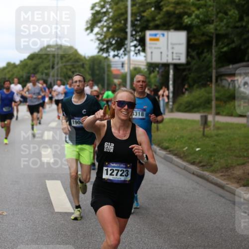 29.06.2025 - hella hamburg halbmarathon Yannick Fuchs http://msf.ph/oto/8154356 29.06.2025 10:37:53 20KM 3109, 3116, 3124, 3146, 3437, 3697, 3928, 4080, 4318, 5506, 6495, 7026, 7185, 7451, 7508, 7635, 8664, 9114, 10099, 10237, 10493, 11778, 12153, 12623, 12657, 12723, 12776, 13348, 13398, 13897, 14201, 14210, 14484, 14690, 14849, 15383, 15706, 15932, 16105, 16314, 16338, 16648, 16997, 17391, 17403, 18449, 18775, 19009, 19038, 19051, 19090, 19229 meine-sportfotos.de