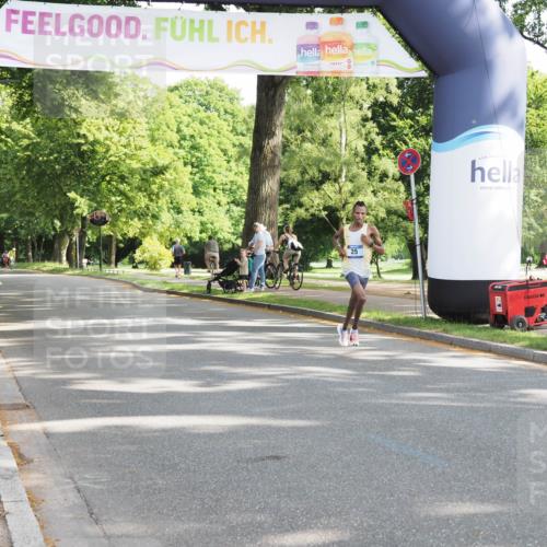 29.06.2025 - hella hamburg halbmarathon MichiJ http://msf.ph/oto/8154409 29.06.2025 09:54:53 Zwischen KM18-KM19 11 meine-sportfotos.de