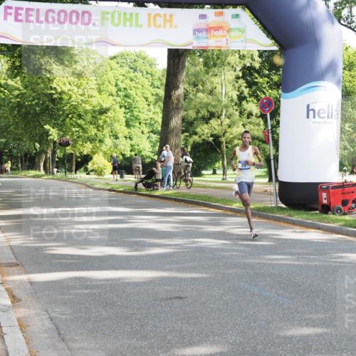 29.06.2025 - hella hamburg halbmarathon MichiJ http://msf.ph/oto/8154420 29.06.2025 09:54:53 Zwischen KM18-KM19 11 meine-sportfotos.de