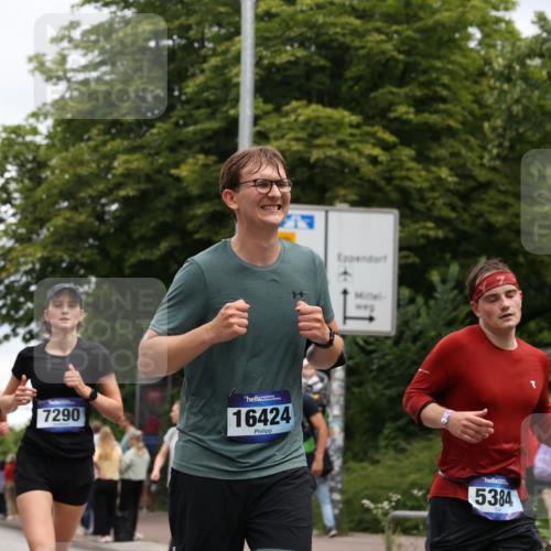 29.06.2025 - hella hamburg halbmarathon Yannick Fuchs http://msf.ph/oto/8154441 29.06.2025 10:57:51 20KM 1254, 1316, 1334, 1464, 2685, 4328, 5305, 5384, 7042, 7290, 8561, 9191, 10705, 10766, 11149, 11527, 11657, 11771, 12315, 12316, 12662, 13171, 13542, 13841, 14135, 14493, 15093, 15532, 15897, 16424, 16426, 16639, 16995, 17061, 17071, 17112, 17437, 17685, 17686, 17730, 18395, 18581, 18717 meine-sportfotos.de