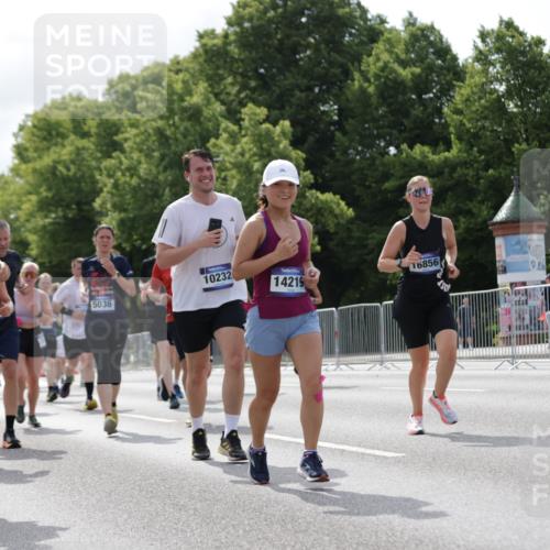 29.06.2025 - hella hamburg halbmarathon Jannik Wohlers http://msf.ph/oto/8154470 29.06.2025 10:16:15 Lombardsbrücke 1117, 1240, 1825, 2347, 2912, 3088, 3156, 3176, 3484, 3687, 4478, 5036, 5037, 6488, 6742, 6941, 7158, 7358, 8295, 8317, 8619, 8707, 8847, 8857, 9091, 9208, 9332, 9492, 9664, 9676, 9891, 10076, 10232, 10575, 11236, 11335, 11428, 11442, 11752, 12230, 12297, 12417, 12872, 12911, 13114, 13220, 13712, 13835, 13851, 13859, 14219, 14857, 15658, 15861, 16098, 16100, 16186, 16376, 16607, 16740, 16856, 17604, 17838, 17845, 17857, 17942, 18245 meine-sportfotos.de