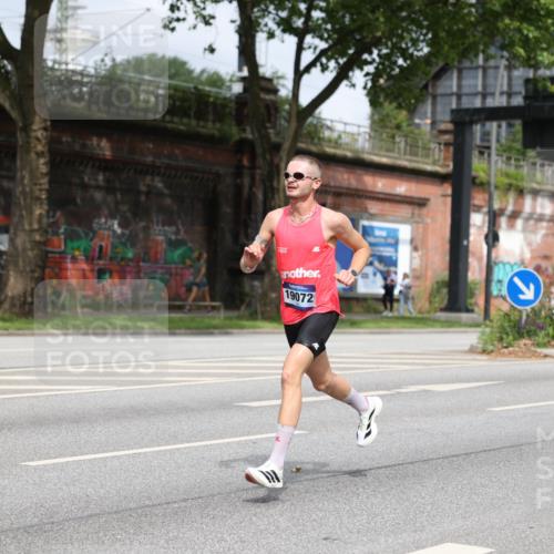 29.06.2025 - hella hamburg halbmarathon Yannick Fuchs http://msf.ph/oto/8154515 29.06.2025 10:13:48 20KM 14932, 15166, 19072 meine-sportfotos.de