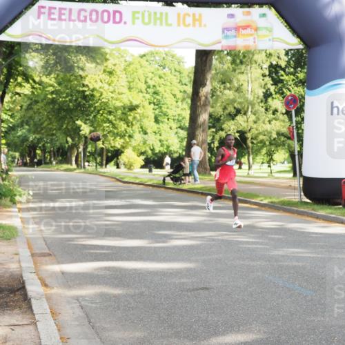 29.06.2025 - hella hamburg halbmarathon MichiJ http://msf.ph/oto/8154544 29.06.2025 09:55:45 Zwischen KM18-KM19  meine-sportfotos.de