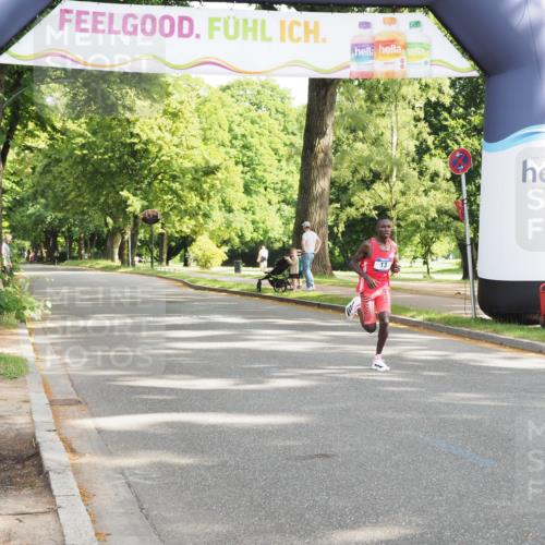 29.06.2025 - hella hamburg halbmarathon MichiJ http://msf.ph/oto/8154552 29.06.2025 09:55:45 Zwischen KM18-KM19  meine-sportfotos.de